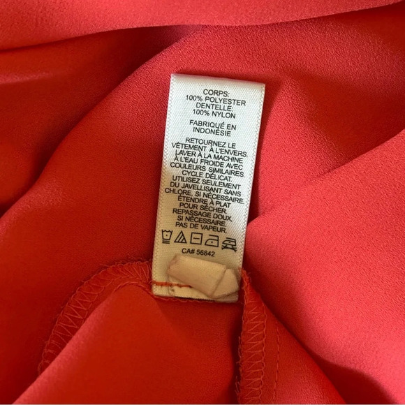 EXPRESS| Pretty Pink Flowy Cap Sleeve‎ Flowy Lace Trim Top Shirt Sz M - Picture 8 of 10